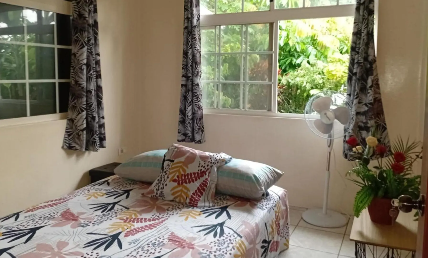Khouse Hotel Afaahiti